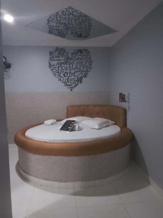 Hotel L Motel 1001 Noites - Setor O Бразиліа Екстер'єр фото